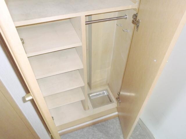物件内観写真5　(★シューズＢＯＸです★)