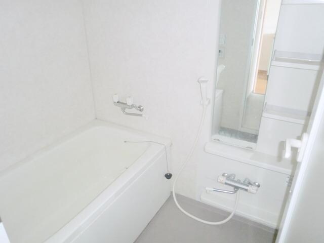 物件内観写真12　(★清潔感のあるバスルームです★)