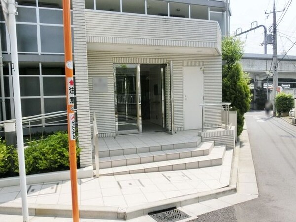 エントランス(外観・共用部分)