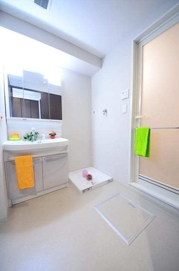 洗面(★広々脱衣所スペースです★)