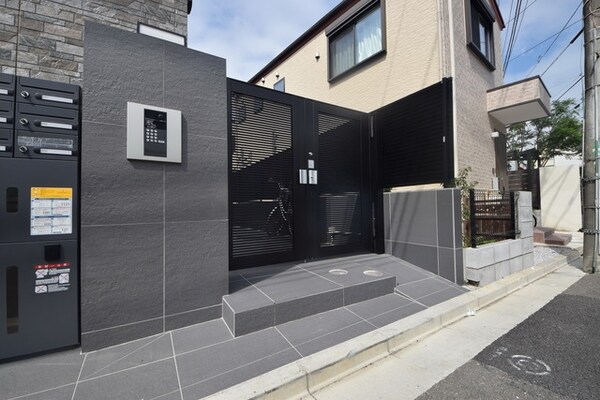 エントランス(★オートロック付き★)