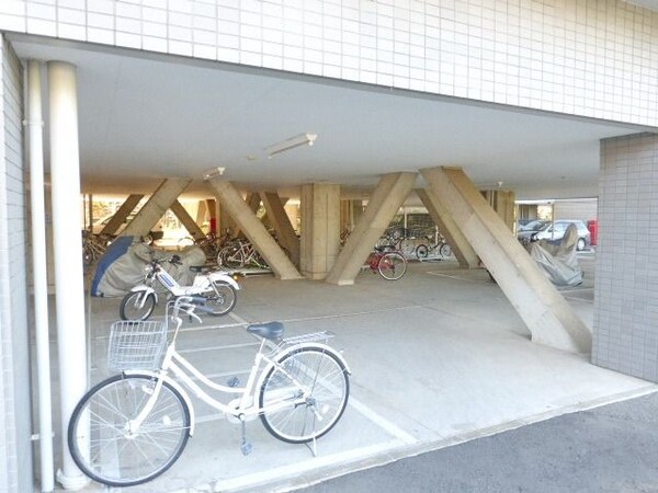 共有部分(★屋根のある駐輪場です★)