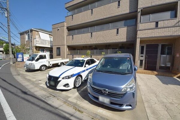 駐車場(★駐車場★)