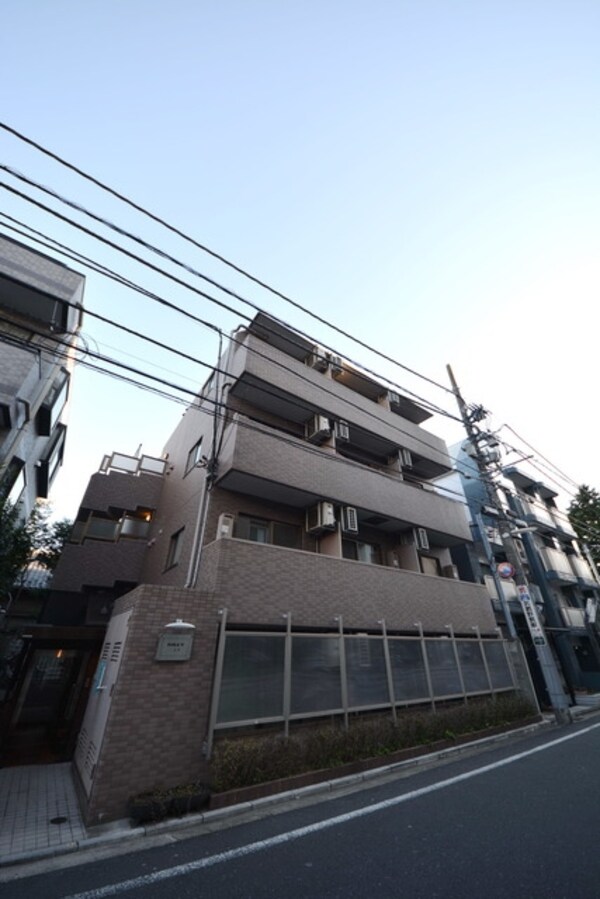 外観(★駅徒歩５分ほど★)