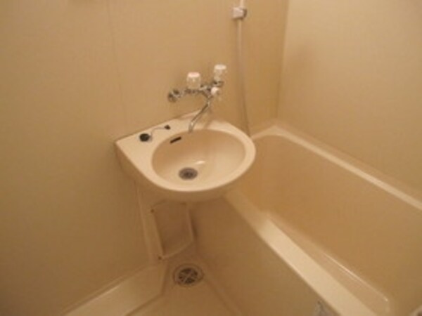 バス／シャワールーム等(★バスルーム★)