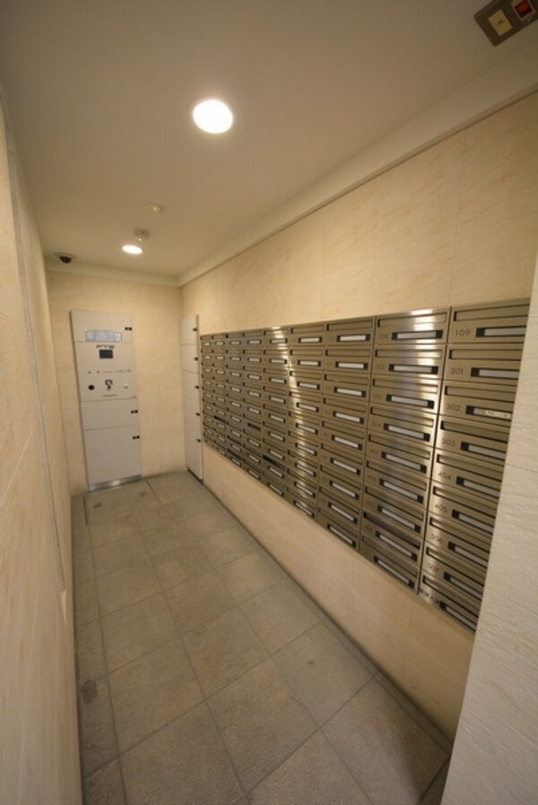 共有部分(★集合ポストと宅配ボックス★)