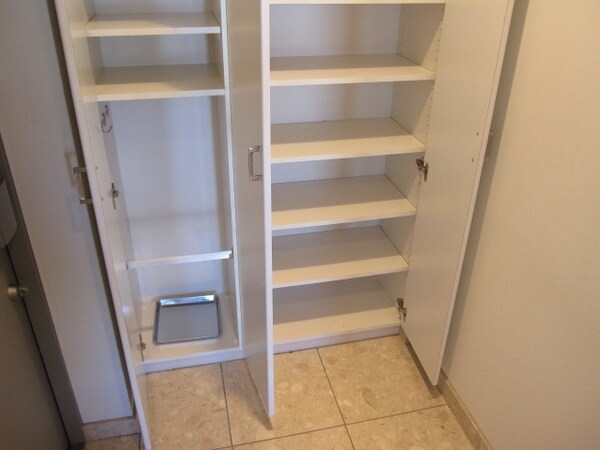 玄関(★大きなシューズインクローク★)