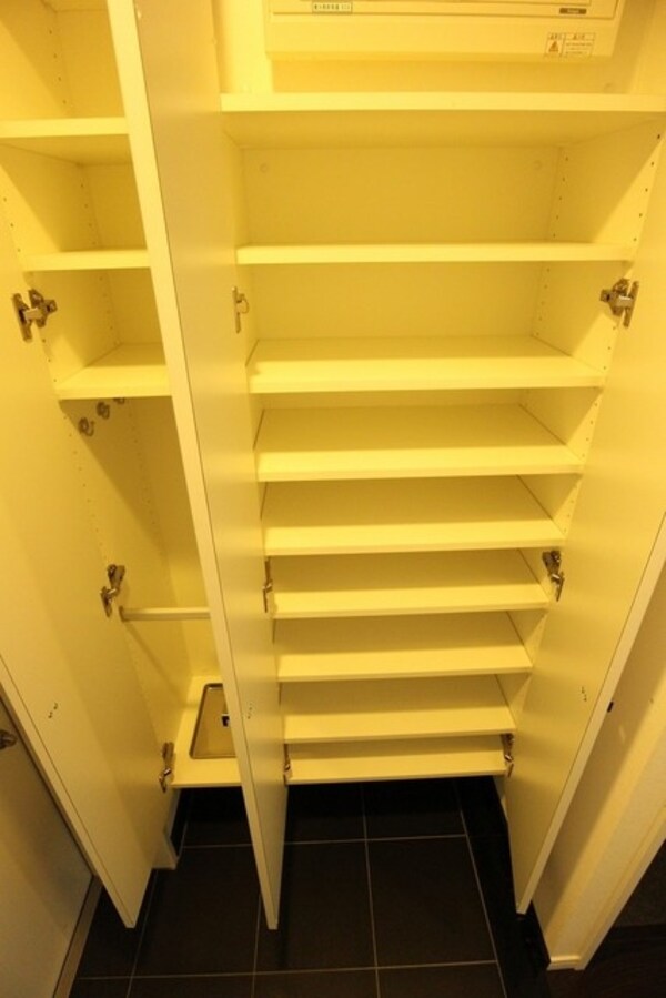 設備(★下駄箱★)