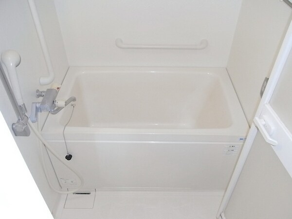 バス／シャワールーム等(★追い焚き機能付きバス★)