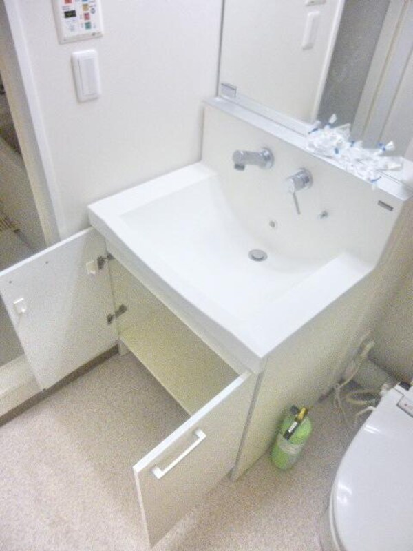洗面(★洗面台収納です★)