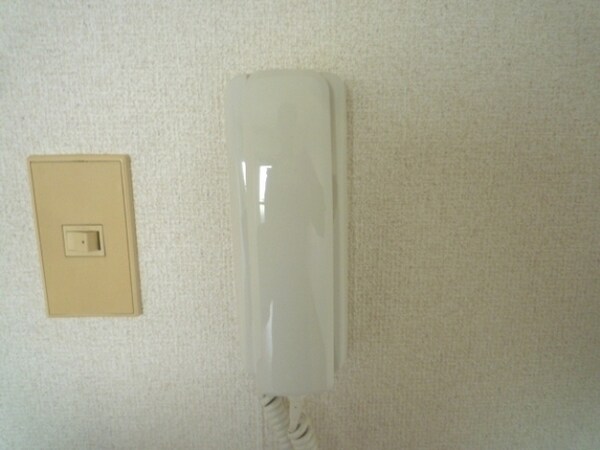 セキュリティ(★インターホン付き★※別部屋参考写真)