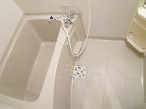 バス／シャワールーム等(★大き目のバスルーム★)