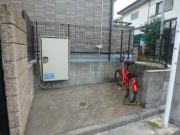 その他(駐輪場)