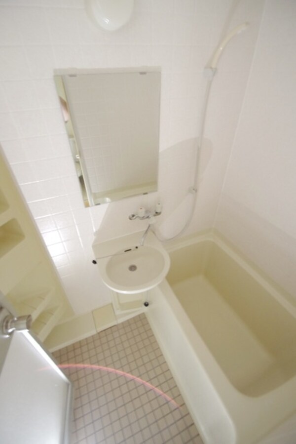 バス／シャワールーム等