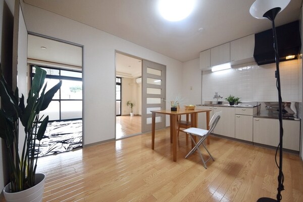 リビング・居室(☆ダイニングキッチン７帖です☆)