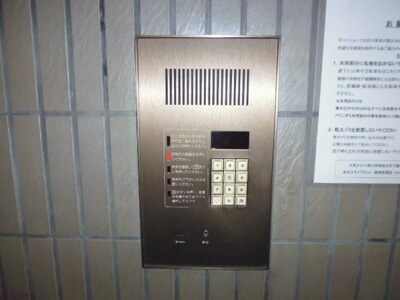 物件内観写真14　(★オートロック付で女性も安心★)