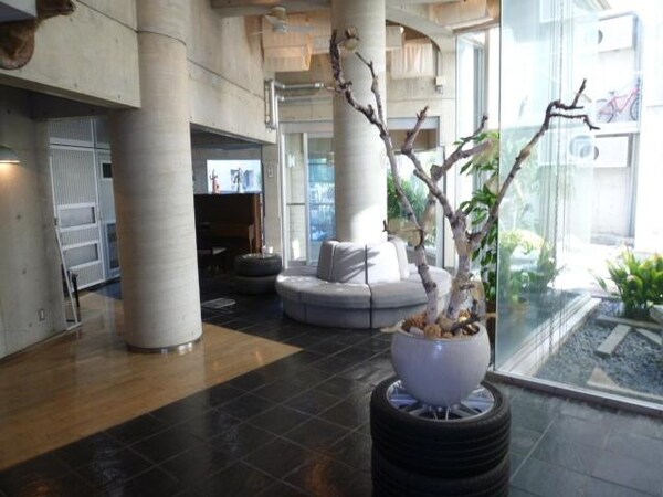 エントランス(★オシャレなロビー★)