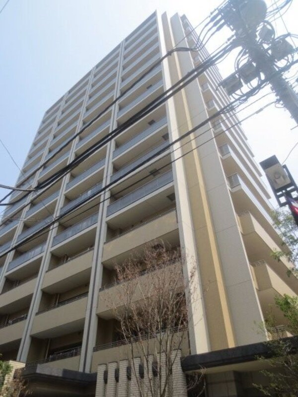 外観(★15階建ての立派な鉄筋コンクリート造マンション★)