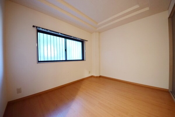 寝室(★ベッドルーム★)