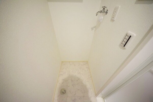 その他(室内洗濯機置き場)