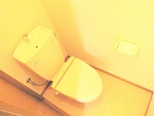 トイレ(★落ち着いた造りのトイレです★)