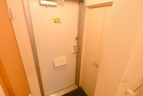 玄関(★広さが伝わりますよね★)