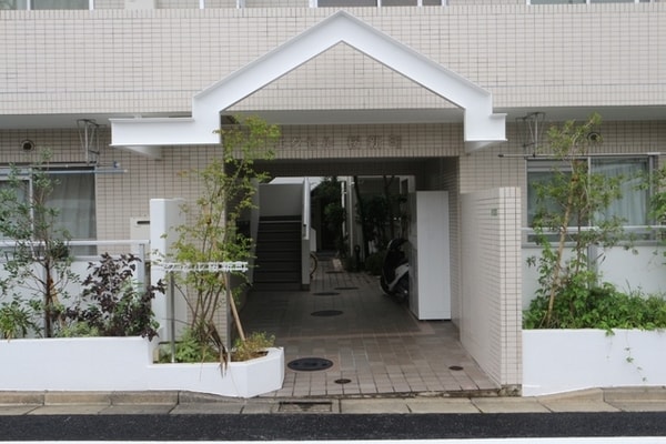 エントランス(外観・共用部分)