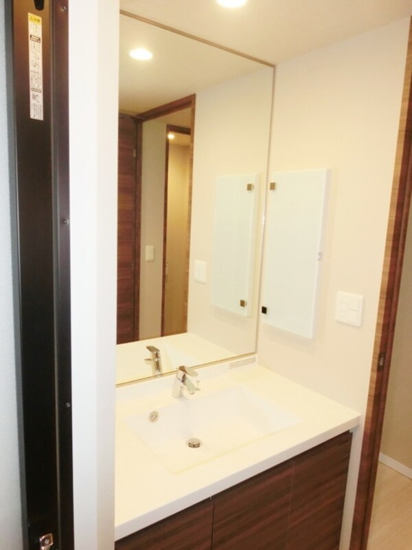 洗面(★生活に便利な独立洗面台です★)