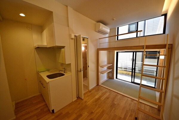 リビング・居室(別部屋参考写真)