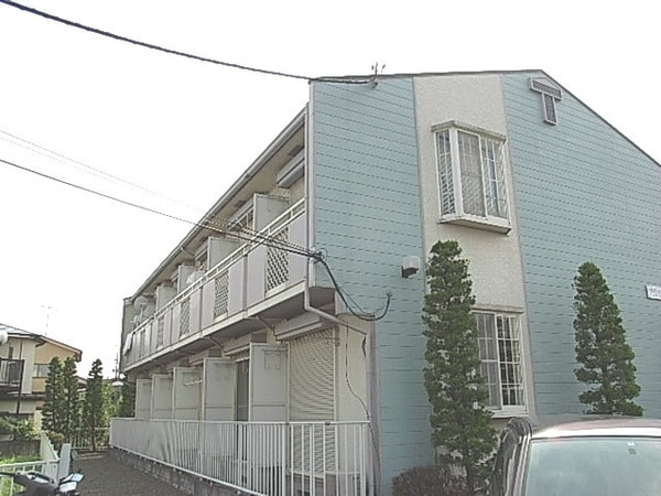 外観(★南東向き日当たり良好・閑静な住宅街です★)