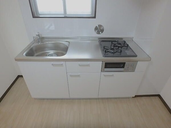 その他室内・内装(★机も置ける広々キッチン★)