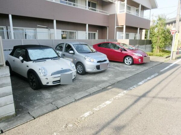 駐車場(★駐車スペースです★)