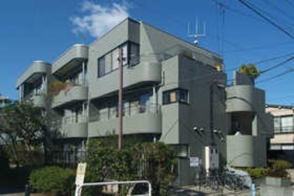 外観(★三軒茶屋駅から徒歩７分★)