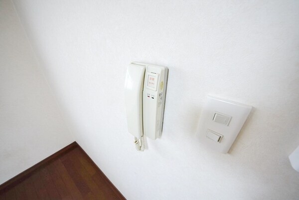 設備(★インターフォンです。)