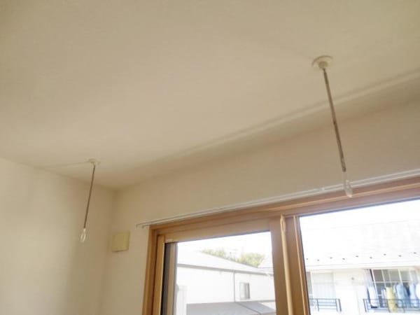 設備(★便利な室内物干しです★)