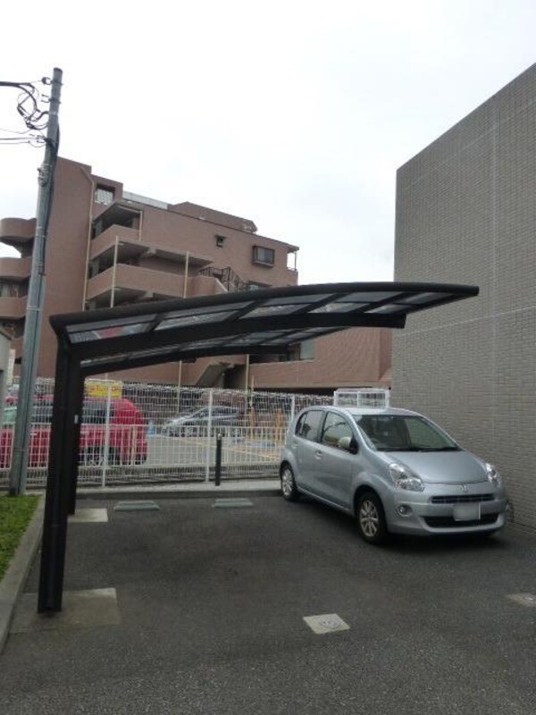 駐車場(★敷地内駐車場です★)