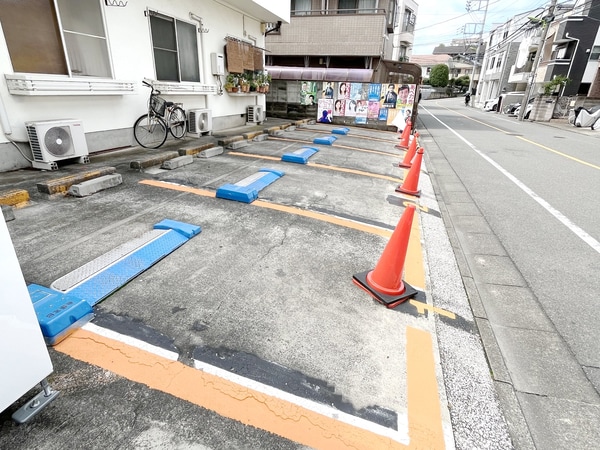 駐車場(駐車場)