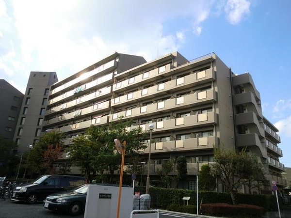 外観(向き日当たり良好・お洒落な外観タイル貼りマンションです★)