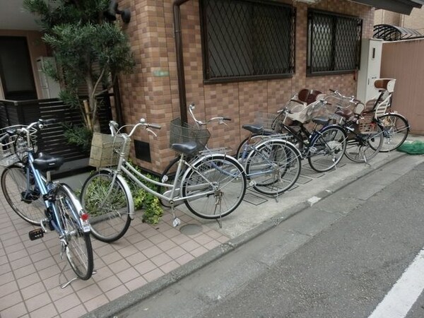 共有部分(★駐輪スペースです★)