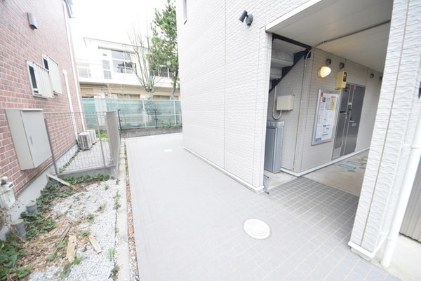 その他(★広々とした敷地内です★)