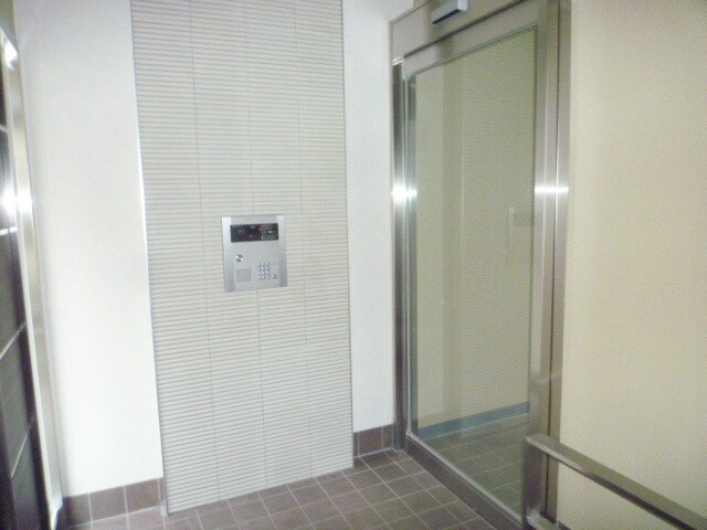 物件内観写真18　(★オートロック付き★)