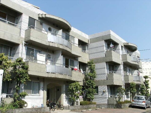 外観(★周辺は閑静な住宅街★日当たり良好★)