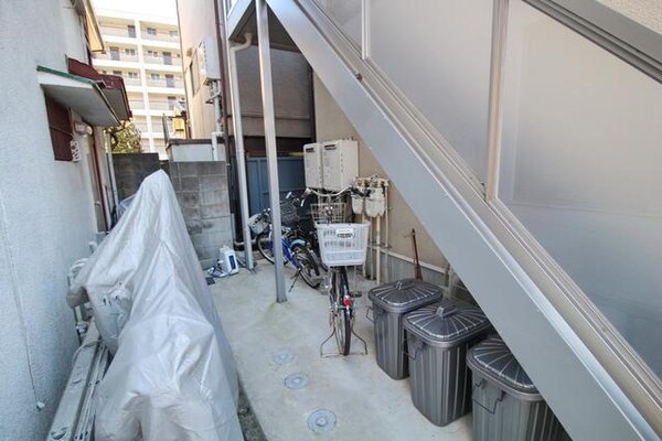 共有部分(★自転車を置くスペースです★)