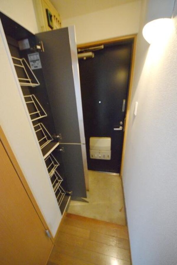 玄関(別部屋参考写真)