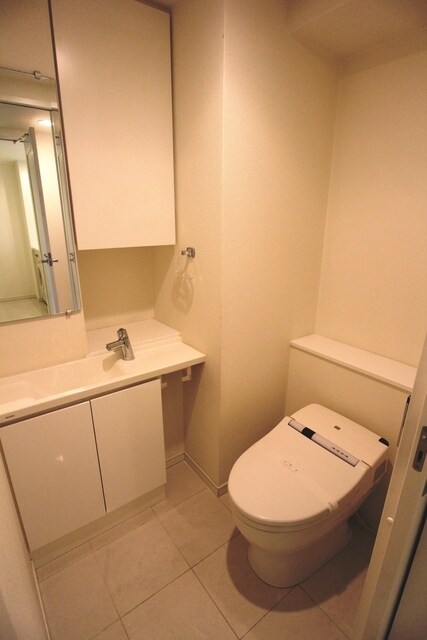 トイレ(★別号室参考写真★)