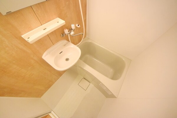 バス／シャワールーム等(★清潔感のあるバスルーム★)