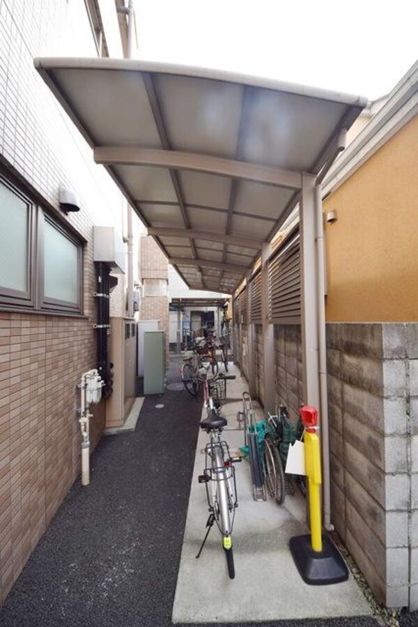 駐車場(★屋根付き駐輪場★)