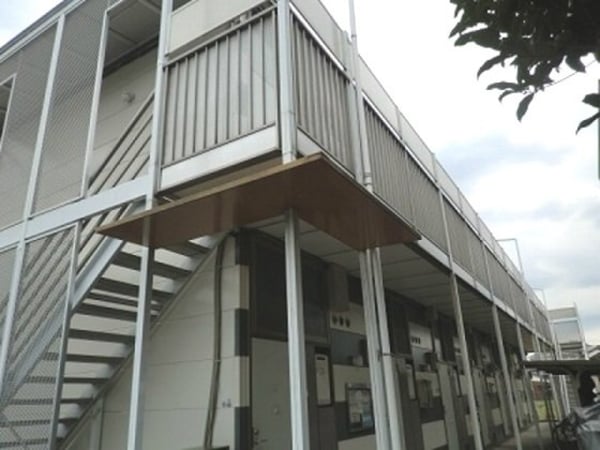 エントランス(設備・仕様は号室により異なる為、現況を優先致します。)