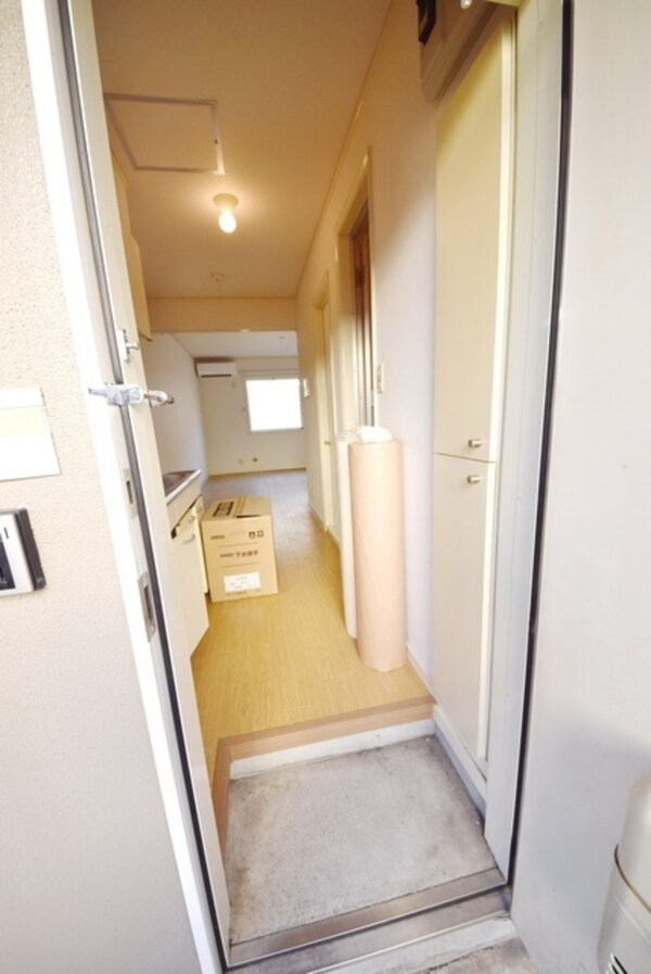 玄関(★お問い合わせはタウンハウジングまで★)