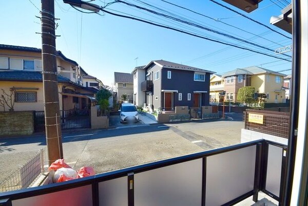 眺望(★目隠しがあるのと、少し高い位置にあるので外からの目線は意…)